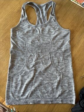 Lululemon swiftly racerback tank, gray, size 4, excellent condition